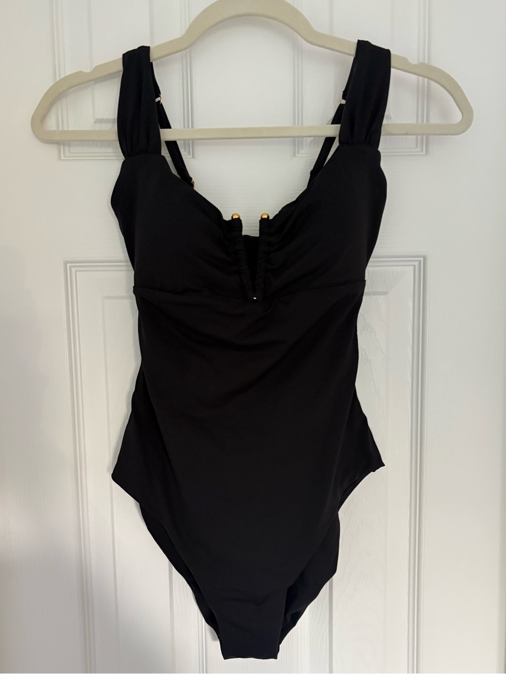 BECCA Color Code V-Wire One-Piece Swimsuit | Small - Picture 4 of 8